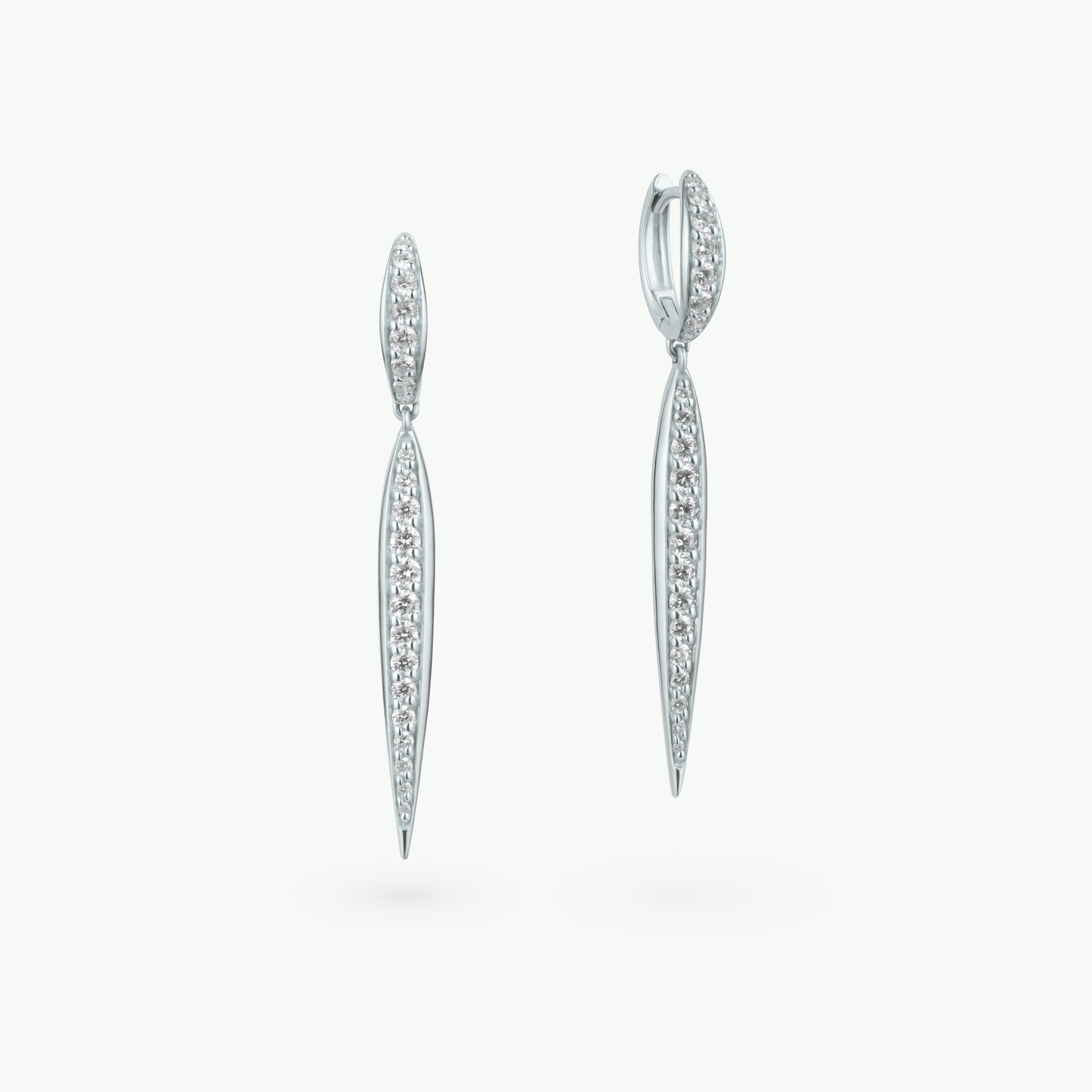 Roxanne Ohrstecker - Schmuck aus recyceltem Gold mit Labordiamanten - The Good Bling Berlin
