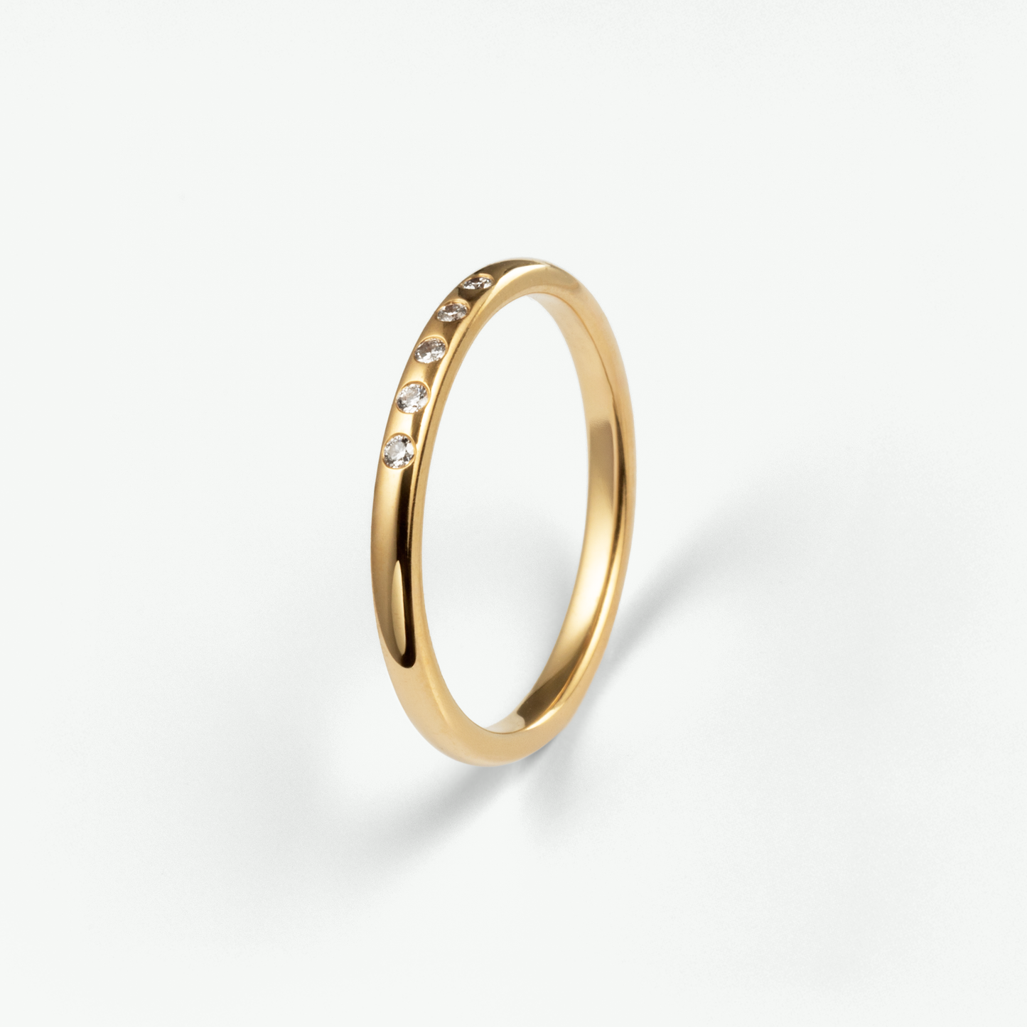 Kim Ring - Schmuck aus recyceltem Gold mit Labordiamanten - The Good Bling Berlin