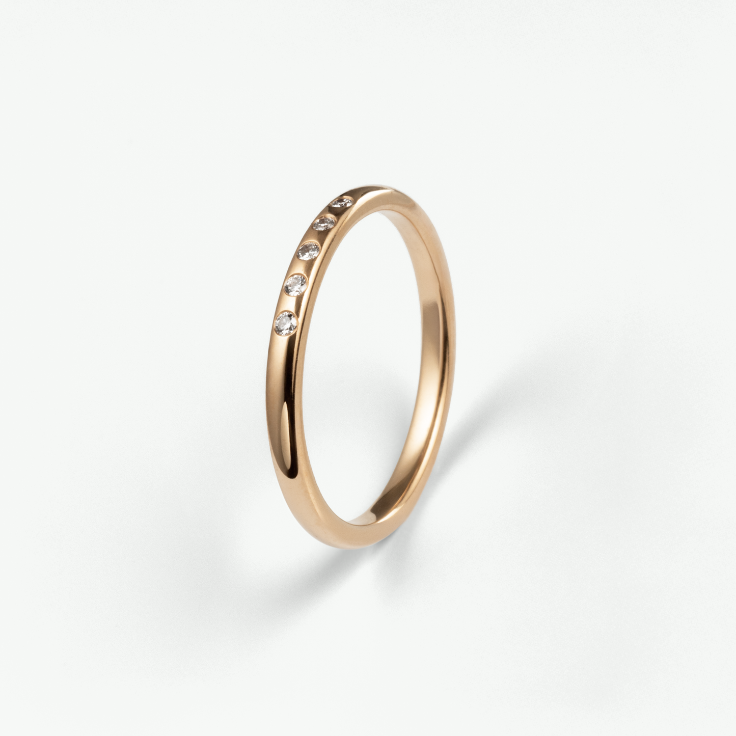 Kim Ring - Schmuck aus recyceltem Gold mit Labordiamanten - The Good Bling Berlin