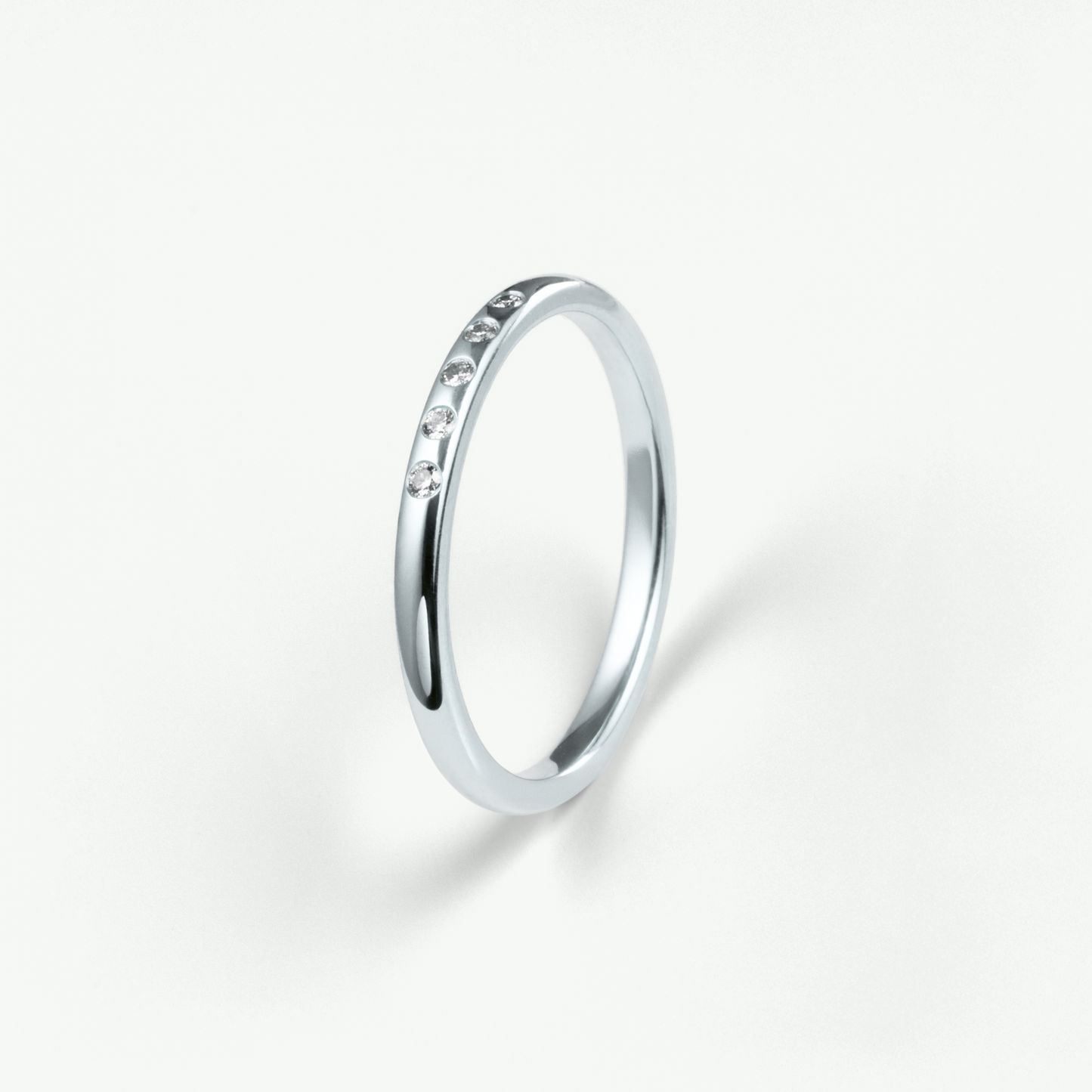 Kim Ring - Schmuck aus recyceltem Gold mit Labordiamanten - The Good Bling Berlin
