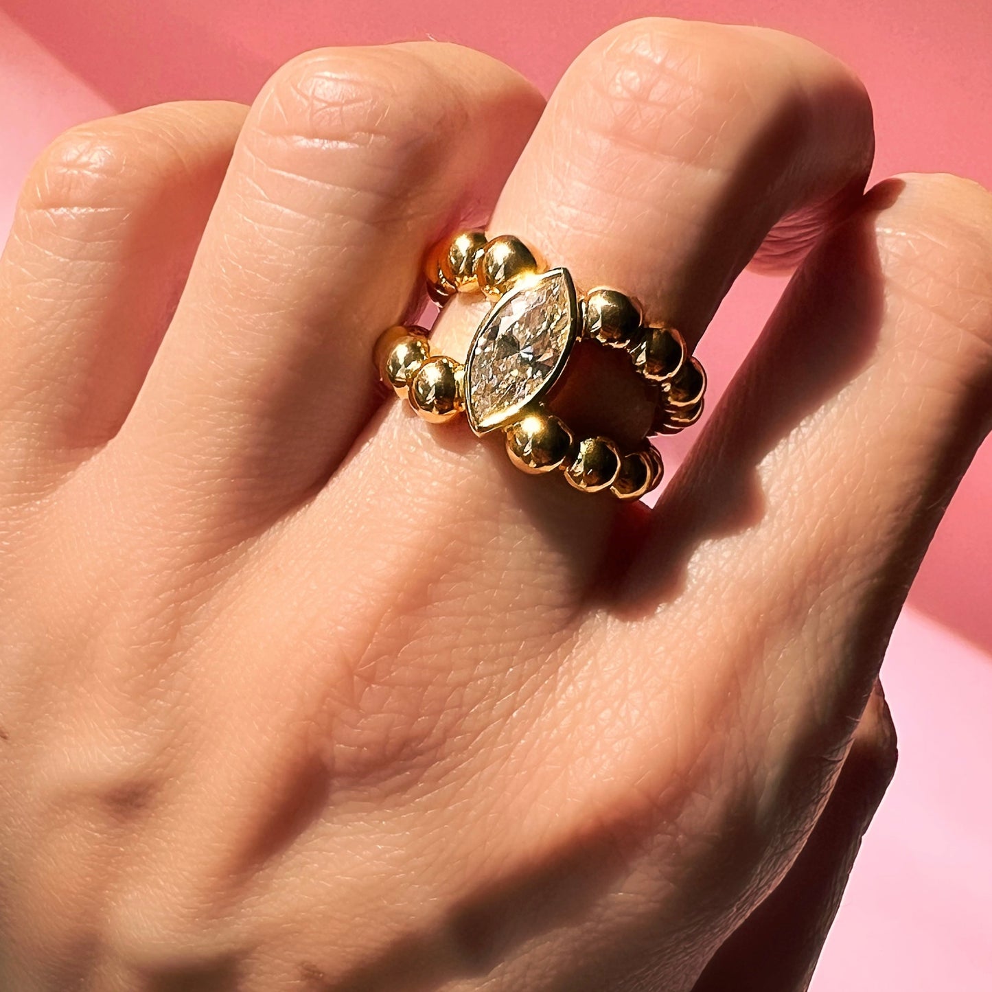 Pippa Ring Marquise - Schmuck aus recyceltem Gold mit Labordiamanten - The Good Bling Berlin