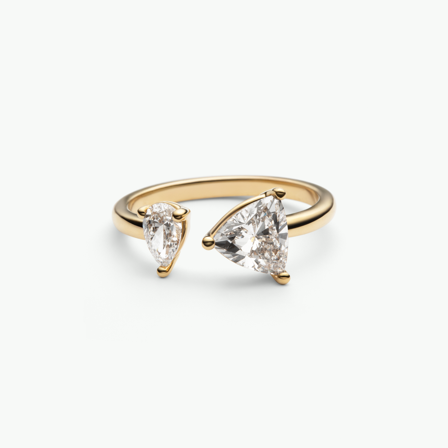 Stella Ring - Schmuck aus recyceltem Gold mit Labordiamanten - The Good Bling Berlin
