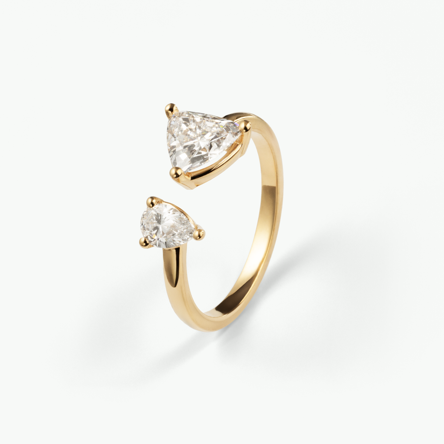 Stella Ring - Schmuck aus recyceltem Gold mit Labordiamanten - The Good Bling Berlin