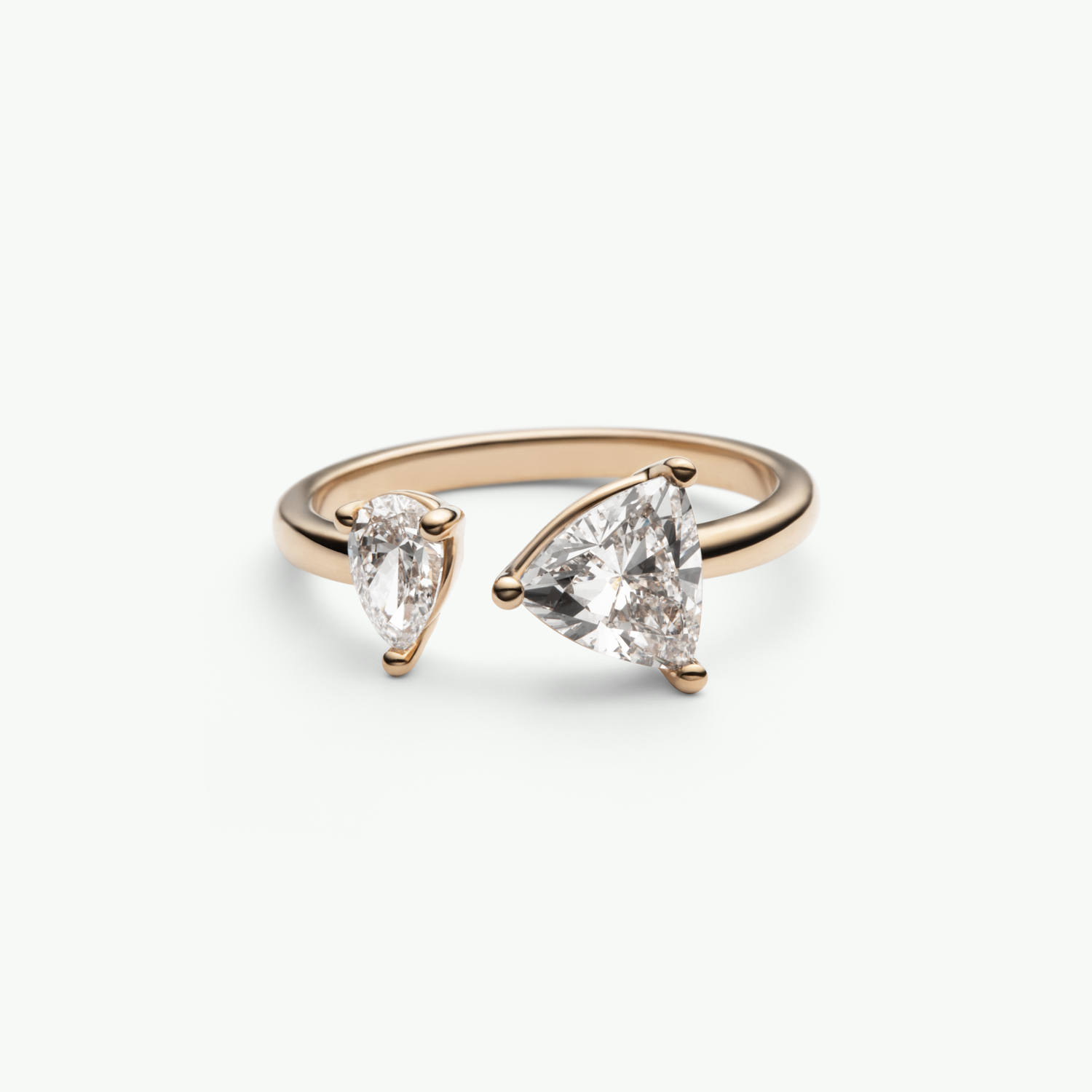 Stella Ring - Schmuck aus recyceltem Gold mit Labordiamanten - The Good Bling Berlin