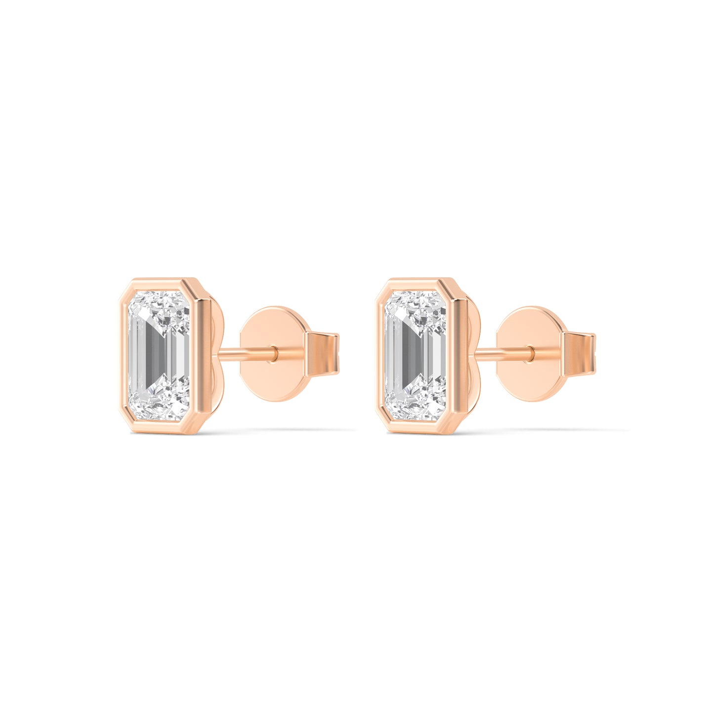 Ohrstecker Karla mit Radiant Schliff aus Labor Diamanten und recyceltem Roségold.