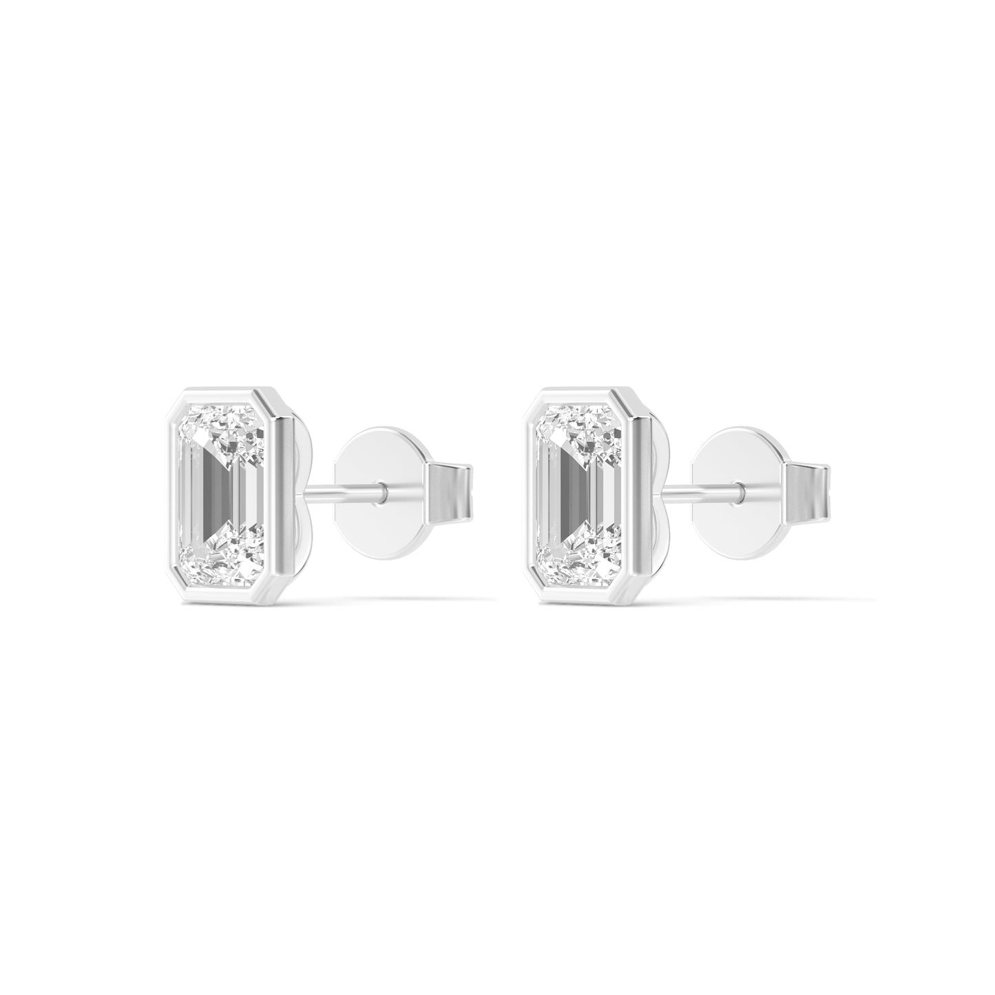Ohrstecker Karla mit Radiant Schliff aus Labor Diamanten und recyceltem Weißgold.