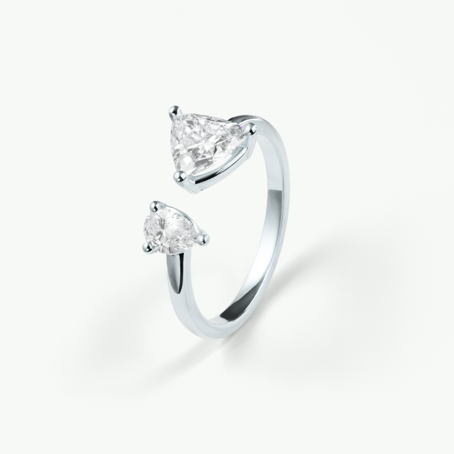 Stella Ring - Schmuck aus recyceltem Gold mit Labordiamanten - The Good Bling Berlin