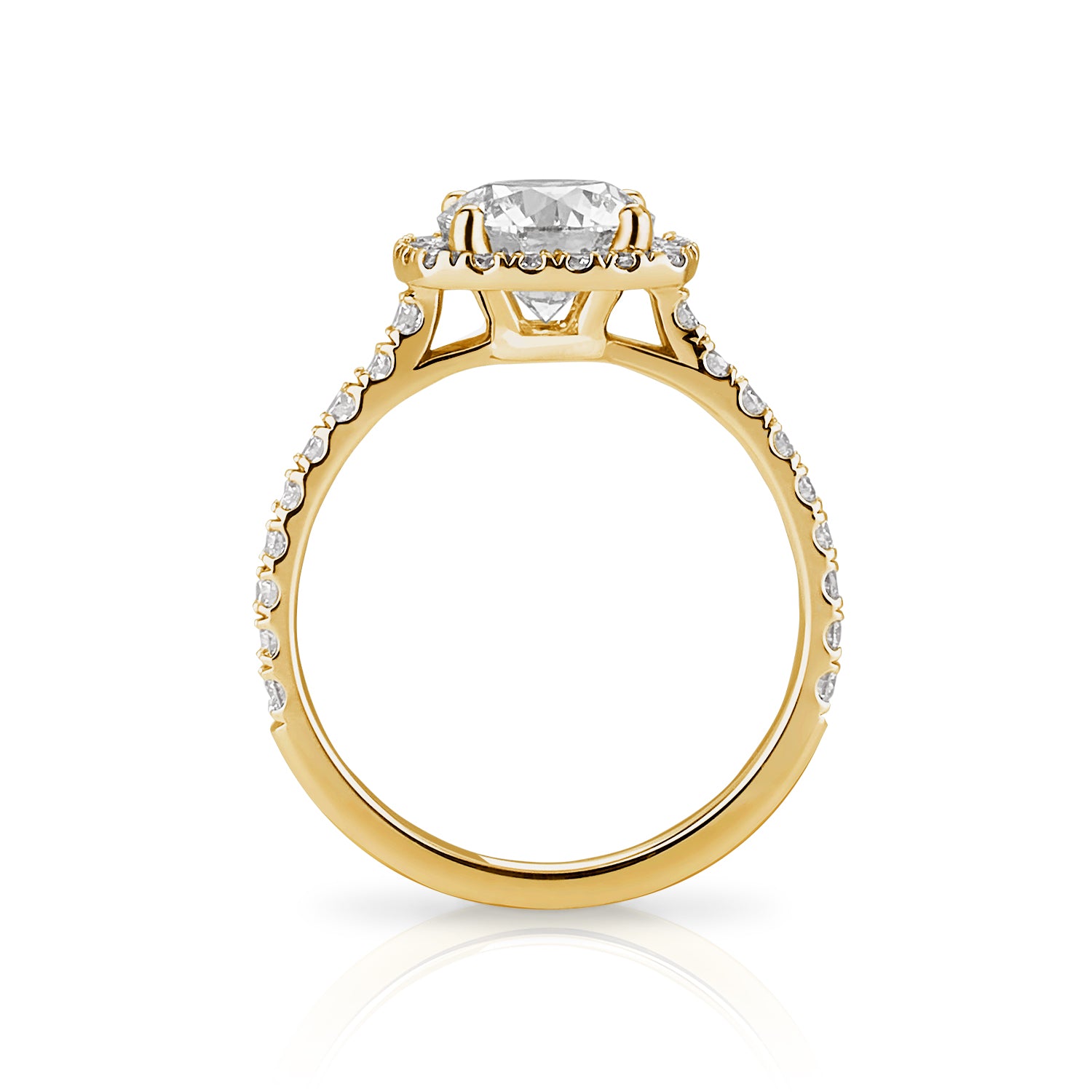 Der gelbgoldene Ring Ruby ist aus recyceltem Gelbgold mit Labor gezüchteten Diamanten von Zola Berlin.